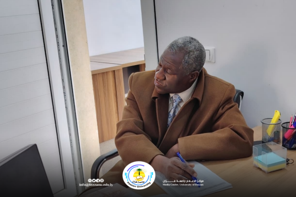 الكاتب العام بالجامعة يزور كلية الهندسة - الرقيبة - جامعة فزان