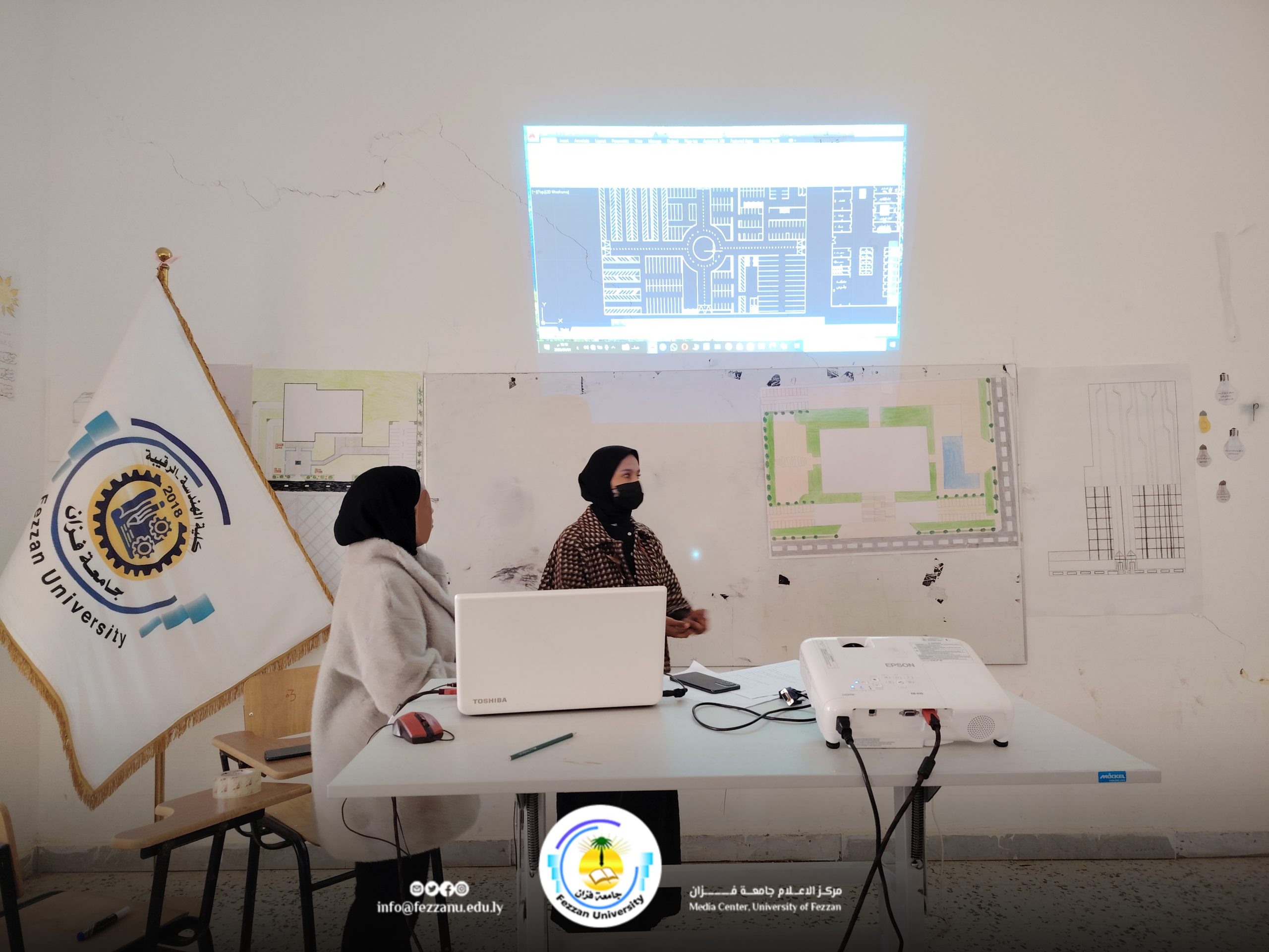 تقييم المشاريع الفصلية لطلاب كلية الهندسة في مقرر التصميم المعماري